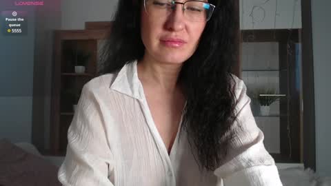 frederica_ online show from 01/31/25, 11:56