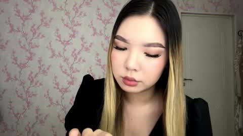 Snapshot of fredericadonnay chatting on 03/20/26, 05:45 Elina online show from 03/20/26, 05:45