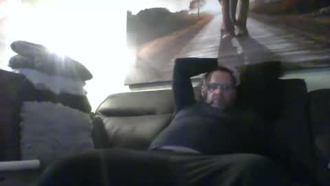 Snapshot of fredo76491 chatting on 10/27/25, 05:28 fredo76491 online show from 10/27/25, 05:28