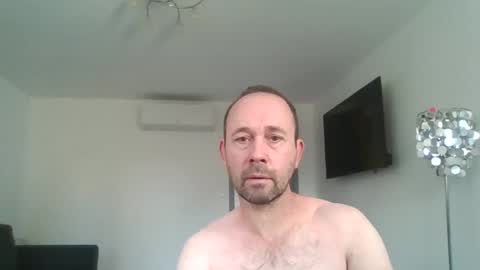 Snapshot of fredodu41 chatting on 11/11/25, 10:48 fredodu41 online show from 11/11/25, 10:48