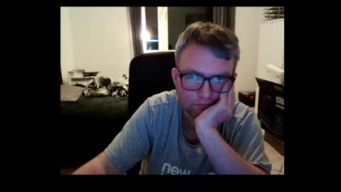 Snapshot of fredrik386959 chatting on 12/27/24, 11:21 Fredrik online show from 12/27/24, 11:21