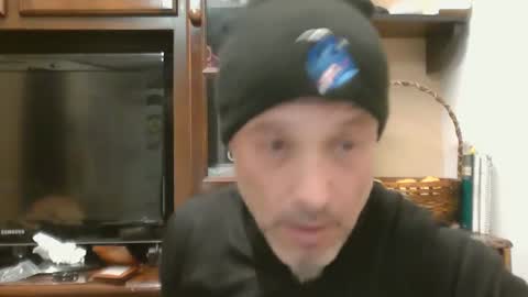 Alguien ms online show from 12/19/25, 01:23