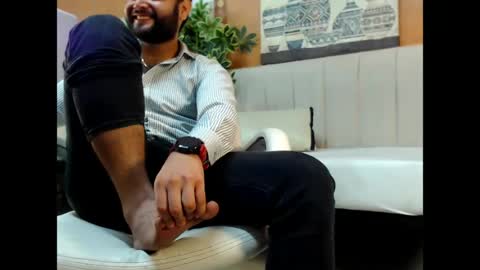 Snapshot of fredy_hunks chatting on 06/18/26, 04:11 Fredy online show from 06/18/26, 04:11