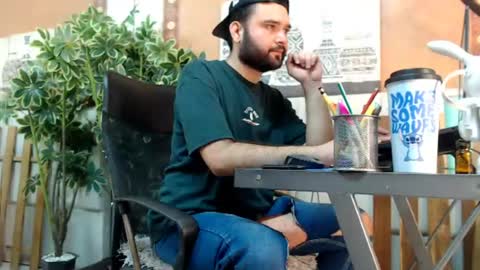 Snapshot of fredy_hunks chatting on 06/22/26, 06:38 Fredy online show from 06/22/26, 06:38