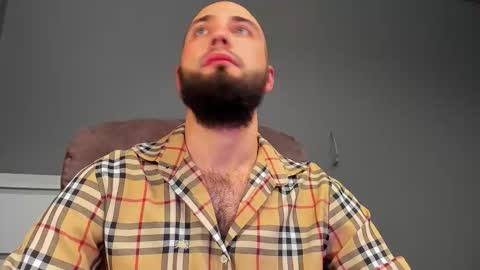 Snapshot of free_man___ chatting on 11/12/25, 12:55 Andrew online show from 11/12/25, 12:55