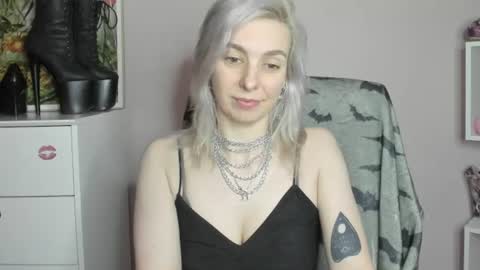 Snapshot of freeanne chatting on 07/03/26, 06:42 Anne online show from 07/03/26, 06:42
