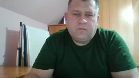 freeboy80180 online show from 12/19/24, 07:07