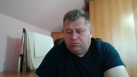 freeboy80180 online show from 12/25/24, 10:17