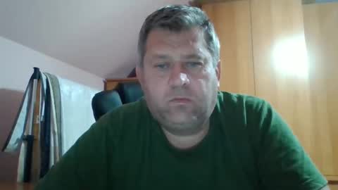 freeboy80180 online show from 09/25/25, 06:22