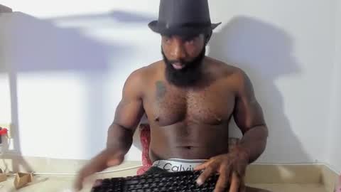 Snapshot of freedom_24 chatting on 01/05/25, 11:44 shakur online show from 01/05/25, 11:44