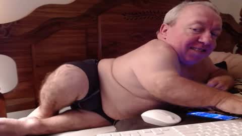 Cute Lil Man online show from 10/23/25, 04:34