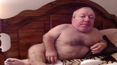 Cute Lil Man online show from 10/25/25, 07:49