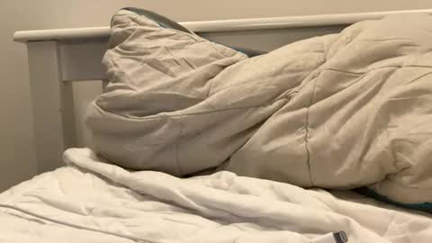 Snapshot of freeworldtoday chatting on 02/14/25, 09:53 freeworldtoday online show from 02/14/25, 09:53