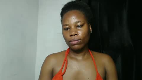 frekkymorelle online show from 02/07/25, 01:01