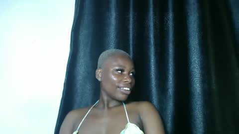 frekkymorelle online show from 02/23/25, 11:44