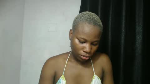 frekkymorelle online show from 03/12/25, 05:02