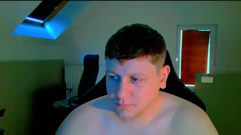 French fries online show from 09/28/25, 08:42