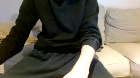 Snapshot of frenchms chatting on 12/28/24, 04:09 frenchms online show from 12/28/24, 04:09