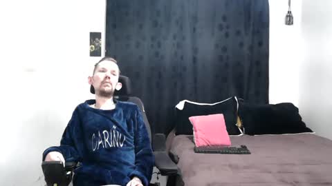 Thomas y Sophia online show from 12/21/24, 11:11