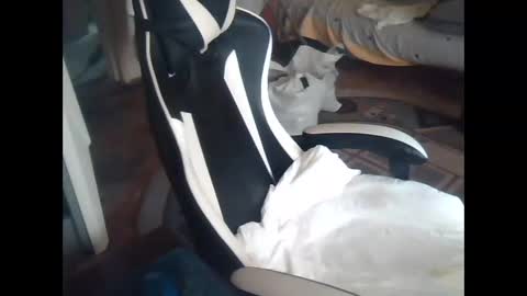 Snapshot of frenks117864 chatting on 03/13/26, 12:12 frenks117864 online show from 03/13/26, 12:12