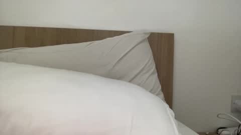 Snapshot of freshmanxxl chatting on 11/09/25, 01:20 freshman imonyou98 online show from 11/09/25, 01:20