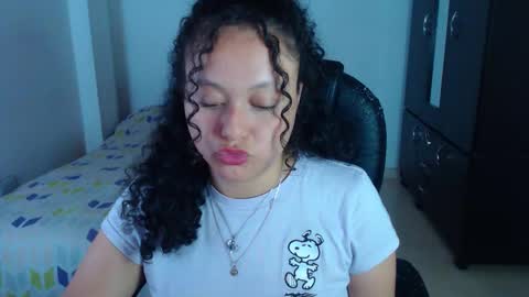 Snapshot of freud_x_louise1 chatting on 02/22/26, 02:13 Louise online show from 02/22/26, 02:13