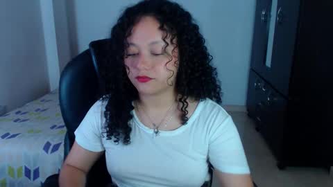 Snapshot of freud_x_louise1 chatting on 03/07/26, 09:06 Louise online show from 03/07/26, 09:06