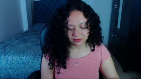 Snapshot of freud_x_louise1 chatting on 05/02/26, 01:27 Louise online show from 05/02/26, 01:27