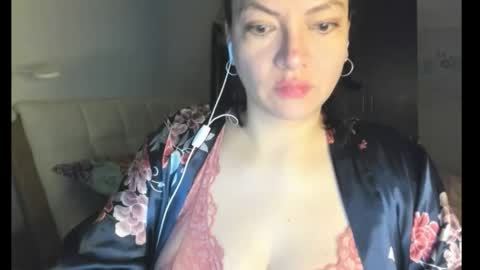 Snapshot of freya_shaik_ chatting on 03/21/26, 08:19 freya_shaik_ online show from 03/21/26, 08:19