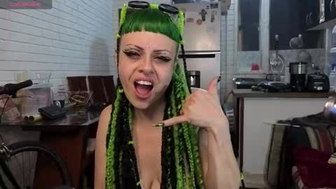 freyaa_sorceress online show from 10/10/25, 07:07