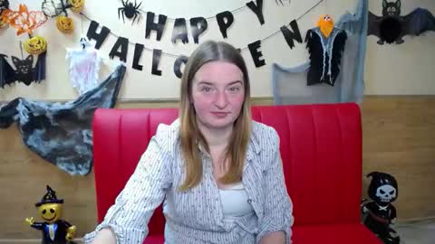 FreyaDak online show from 11/03/25, 06:09