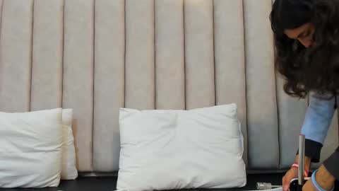 FREYA online show from 02/13/25, 07:10