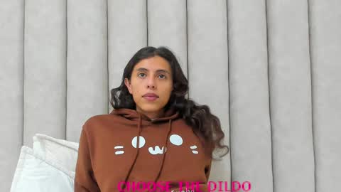 FREYA online show from 09/26/25, 06:23