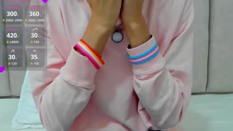 FREYA online show from 10/06/25, 07:00