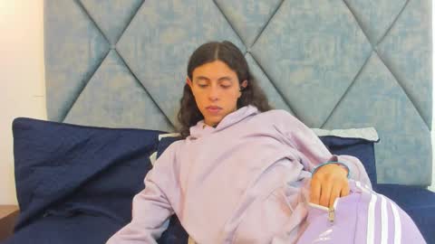 FREYA online show from 10/18/25, 06:08