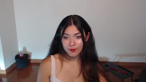 Snapshot of freyarouge chatting on 06/23/26, 05:44 freyarouge online show from 06/23/26, 05:44