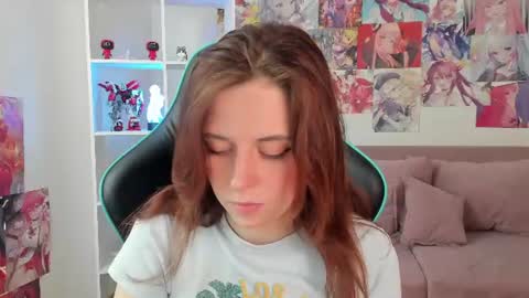 Snapshot of freyaveys chatting on 06/22/26, 05:15 FreyaVeys online show from 06/22/26, 05:15