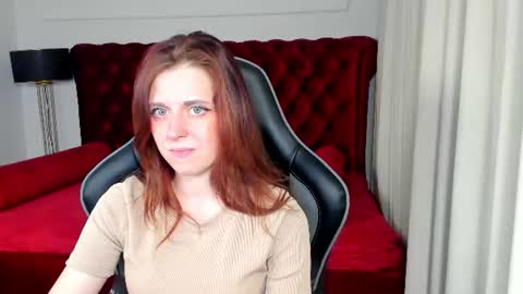 Snapshot of freyaveys chatting on 06/25/26, 05:23 FreyaVeys online show from 06/25/26, 05:23
