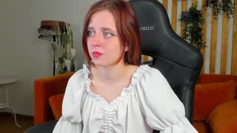 Snapshot of freyaveys chatting on 07/04/26, 05:02 FreyaVeys online show from 07/04/26, 05:02