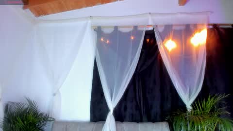 Snapshot of freydis18 chatting on 10/16/25, 03:07 aura online show from 10/16/25, 03:07