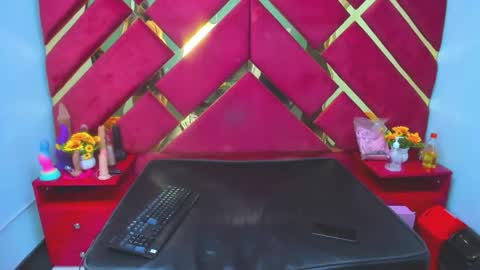 freyja_naugthy online show from 01/06/26, 12:42