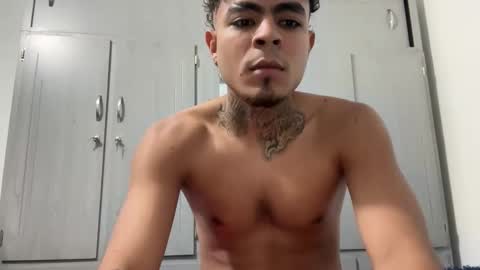 freyva_ online show from 12/03/25, 11:14