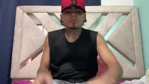 Snapshot of freyva_ chatting on 04/06/26, 01:25 freyva_ online show from 04/06/26, 01:25