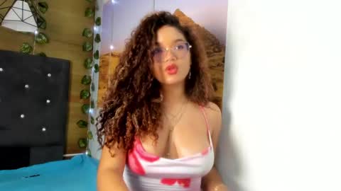 Snapshot of frezzita_ chatting on 09/14/25, 07:35 Frezzita online show from 09/14/25, 07:35