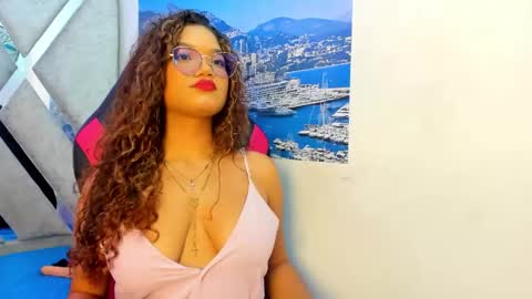 Snapshot of frezzita_ chatting on 10/03/25, 07:55 Frezzita online show from 10/03/25, 07:55