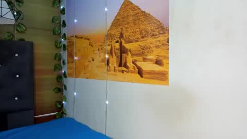 Snapshot of frezzita_ chatting on 10/17/25, 08:00 Frezzita online show from 10/17/25, 08:00