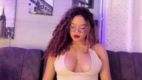 Snapshot of frezzita_ chatting on 12/13/25, 08:04 Frezzita online show from 12/13/25, 08:04