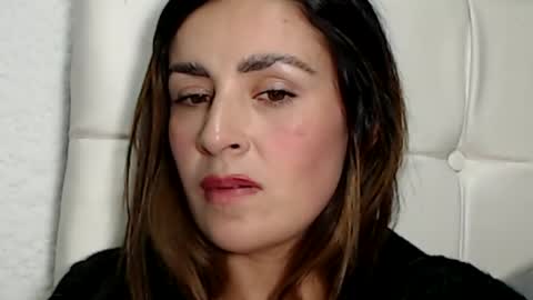 Snapshot of frida__x chatting on 05/20/26, 05:13 Frida online show from 05/20/26, 05:13