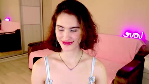 Frida online show from 01/25/25, 02:04