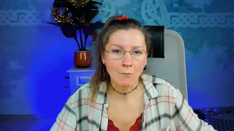 Snapshot of fridatander chatting on 01/05/25, 09:05 Frida Tander online show from 01/05/25, 09:05